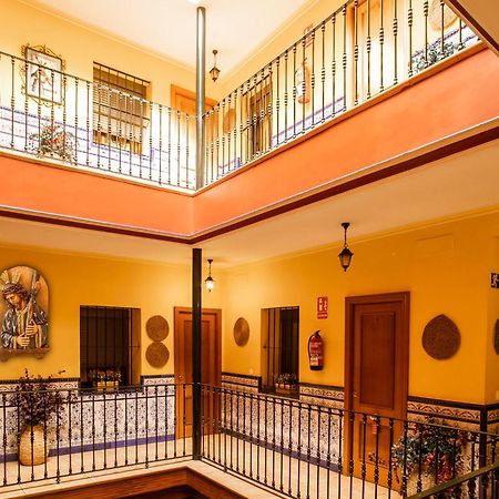 Pension Macarena Sevilla Eksteriør billede